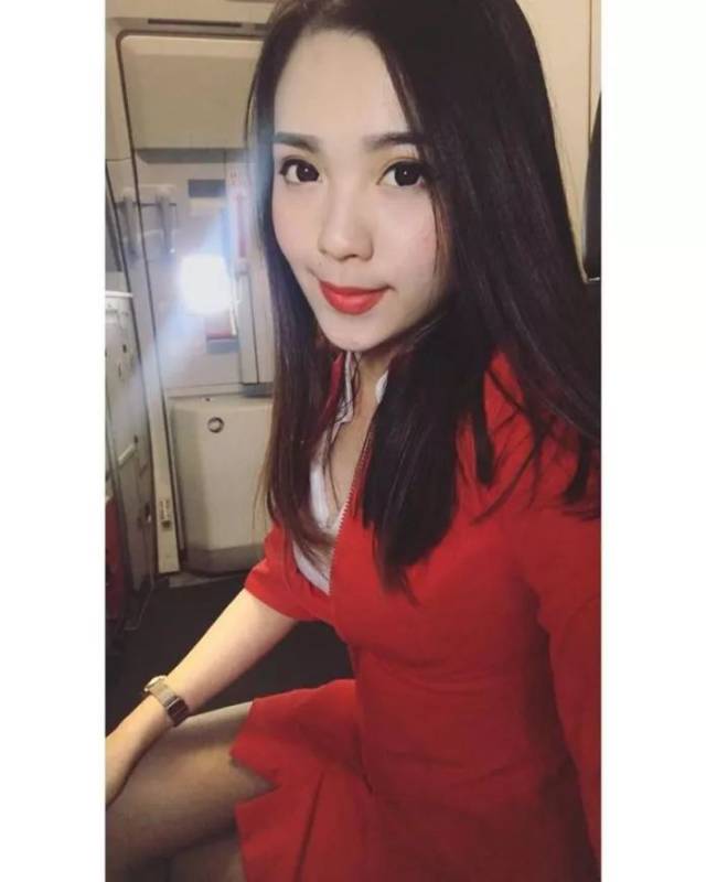 镜中倒影